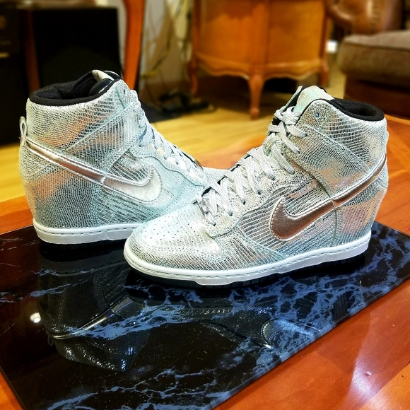 nike sky hi silver